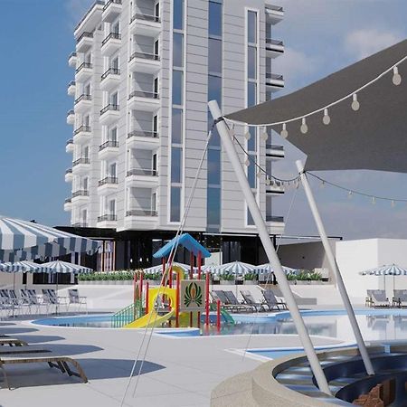 Henry Resort And Spa Durrës Esterno foto