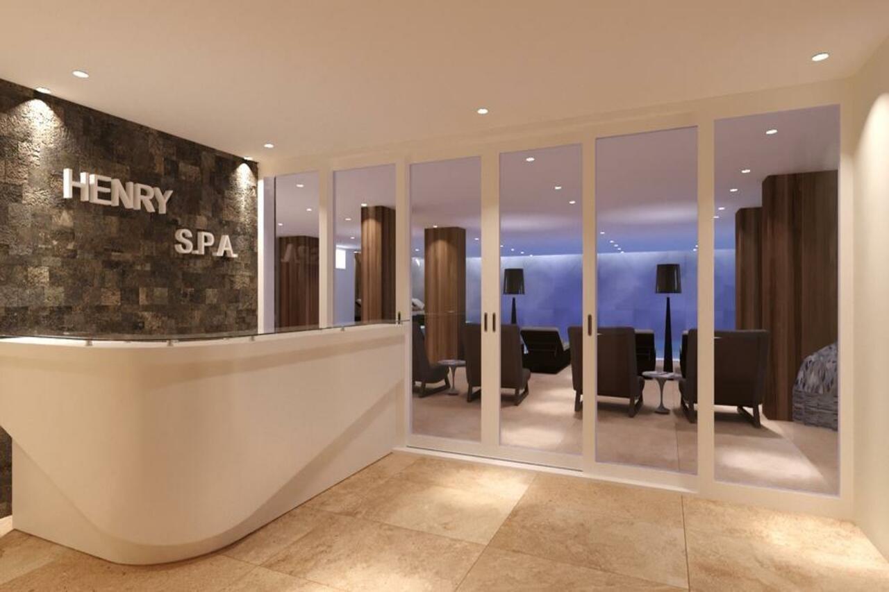 Henry Resort And Spa Durrës Esterno foto